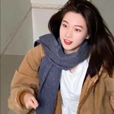 金爪女郎